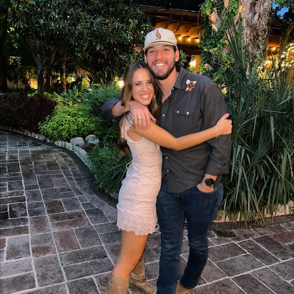 Selfie Leslie mini pink lace dress! - Picture 3 of 3